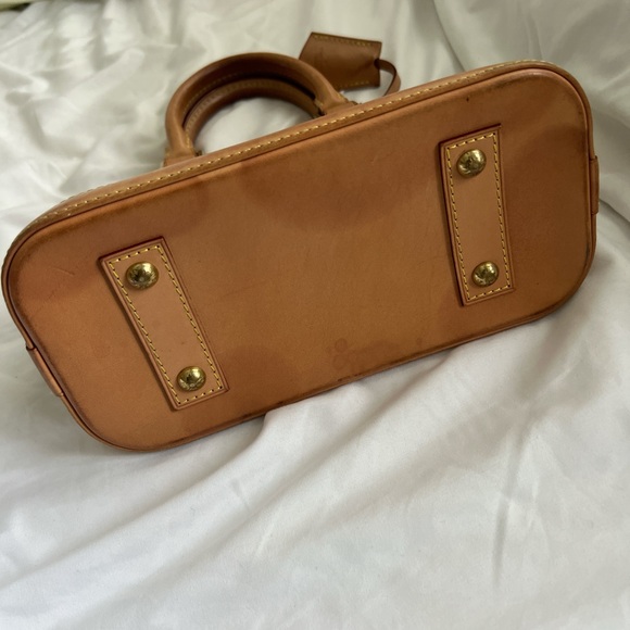 Louis Vuitton Monogram Brown Handbag - Picture 5 of 7